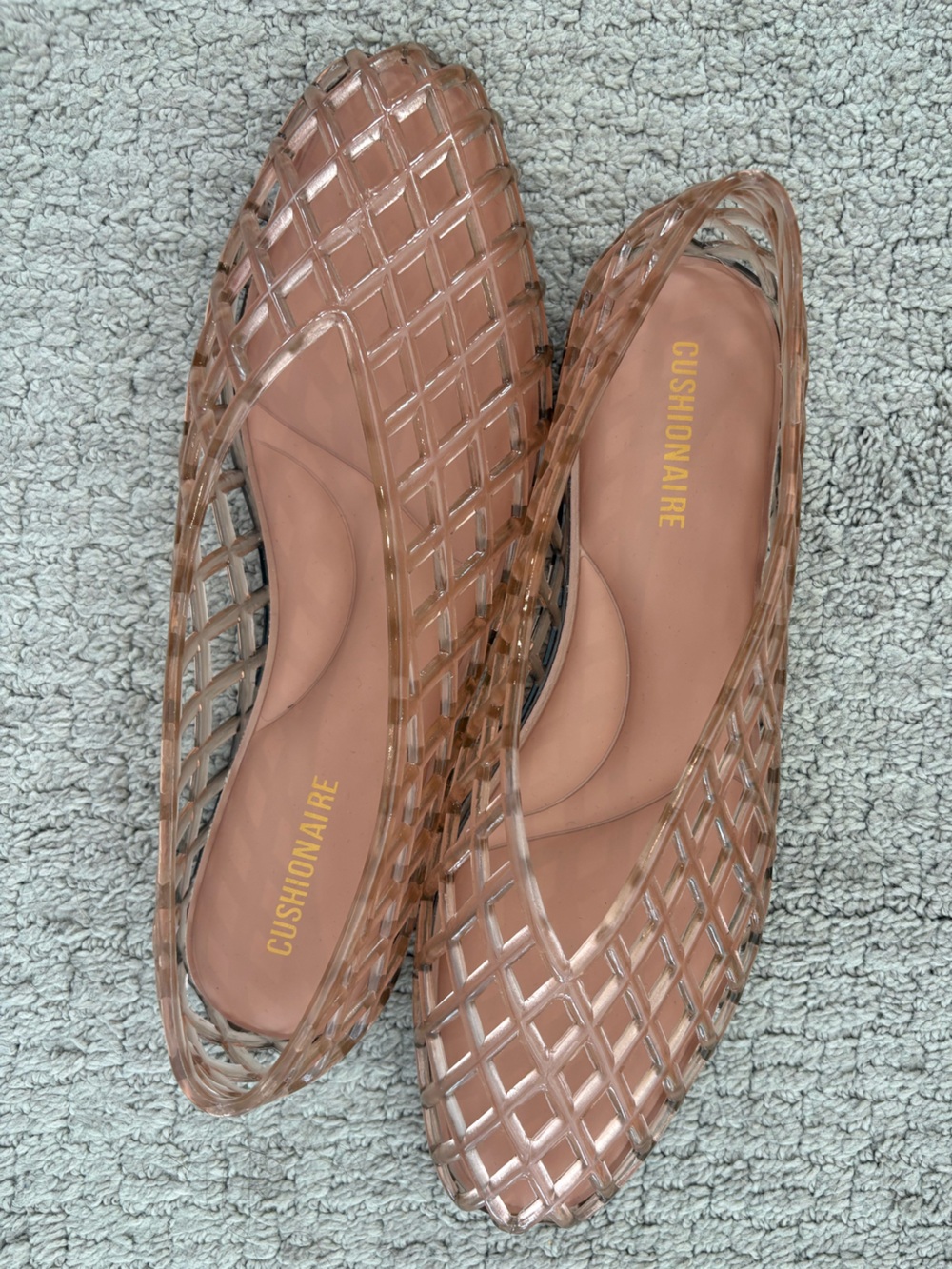 CUSHIONAIRE Women's Nude Jelly Lattice Ballet Flats